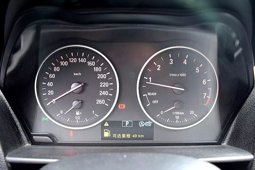 车手宝马,2015款宝马120i领先型