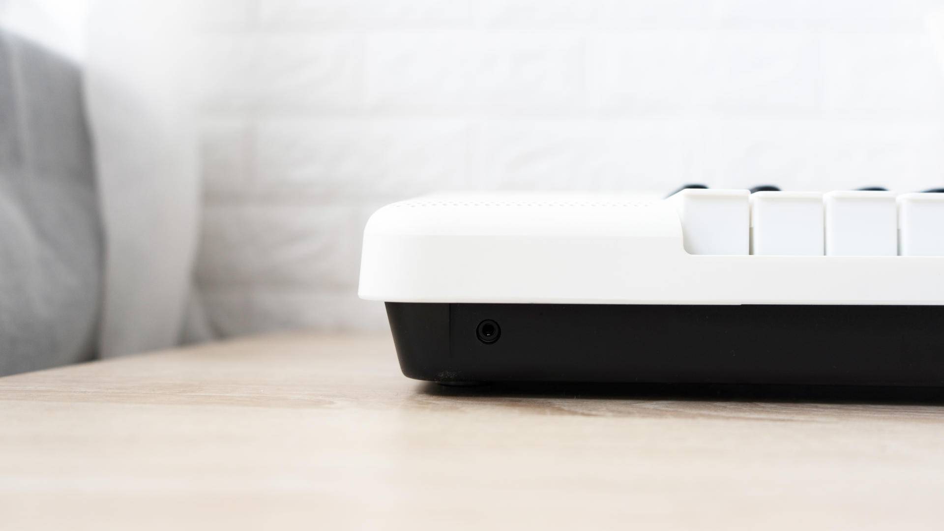 theone智能钢琴,电钢琴theone智能钢琴