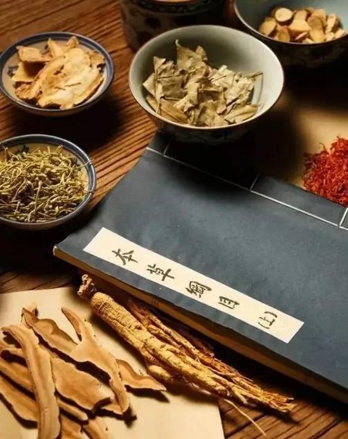 鎵垮寘浣犵殑澶忔棩,鎵垮寘浣犵殑澶忔棩绮惧僵鐗囨