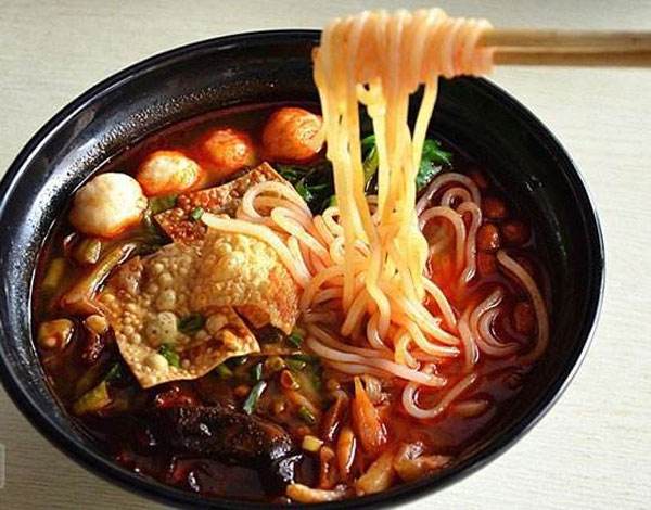 柳州螺蛳粉正宗做法大全,美食柳州螺蛳粉