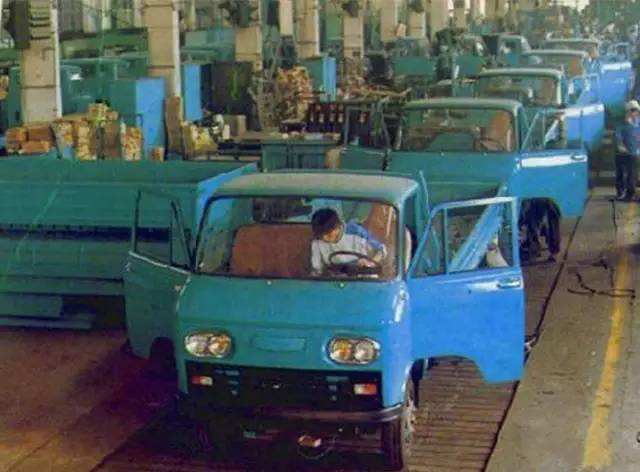 命运的安排?带着全淄博希望的唐骏汽车挣扎64载终被吉利收购