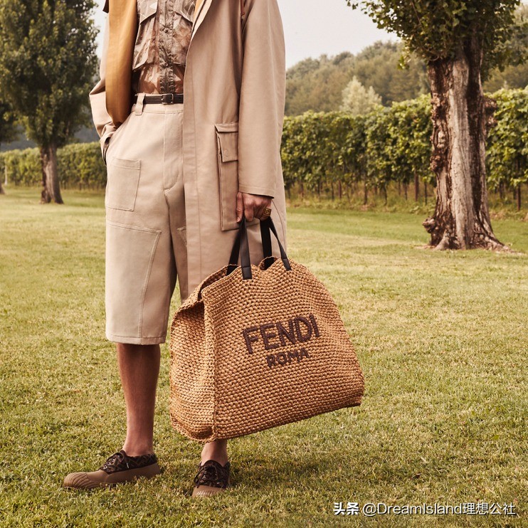 2022新款时尚真皮包fendi,fendi包2024