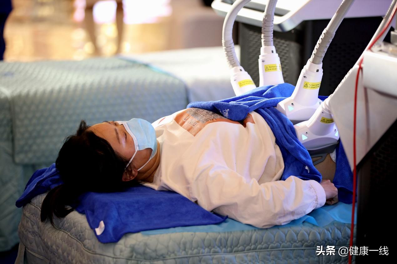 京东健康瘦身超级品类日首推秀域智能纤体服务，躺着拥有小蛮腰