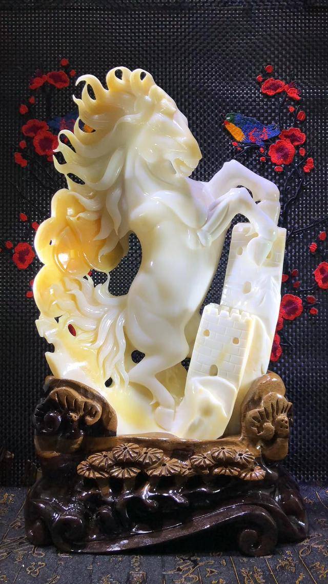 我的爱好之一是的英语,我的爱好之一是弹钢琴用英语怎么说