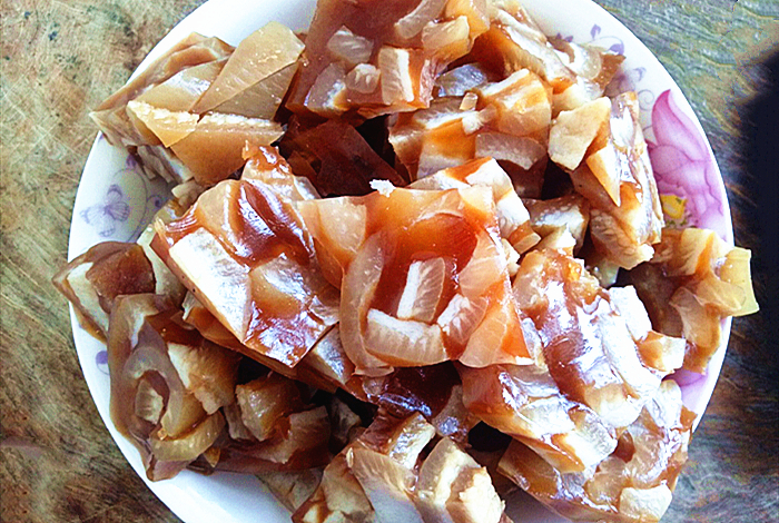 猪皮冻怎么做得很q弹,做猪皮冻的比例和时间