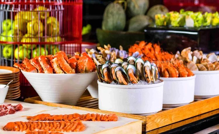 广州航空母舰自助餐图片,广州五星级酒店自助餐多少钱