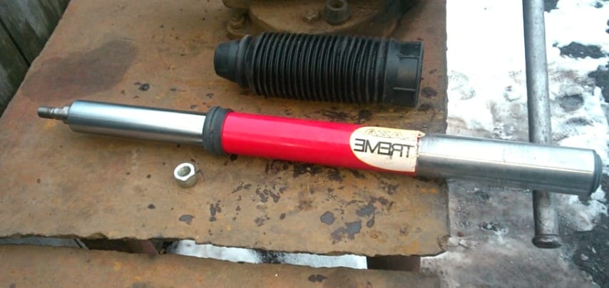 轿车改哪种减震器舒适最好,汽车减震器太硬了有办法调吗