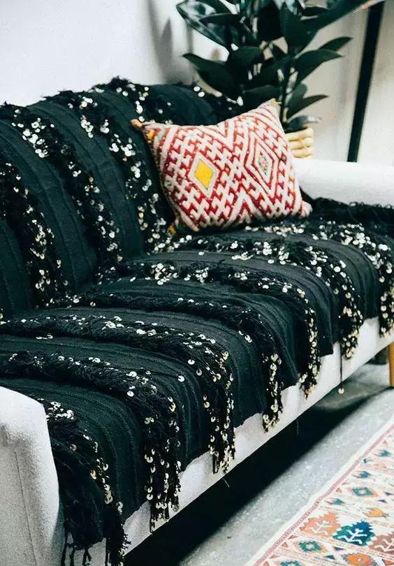 冬天真皮沙发太凉怎么办,冬天沙发冰凉怎么办