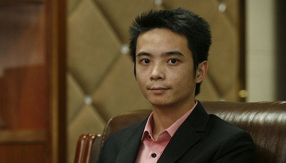 40辆车50套房,泳池养鱼拍电影忙,看互金圈大佬们如何奢侈挥霍