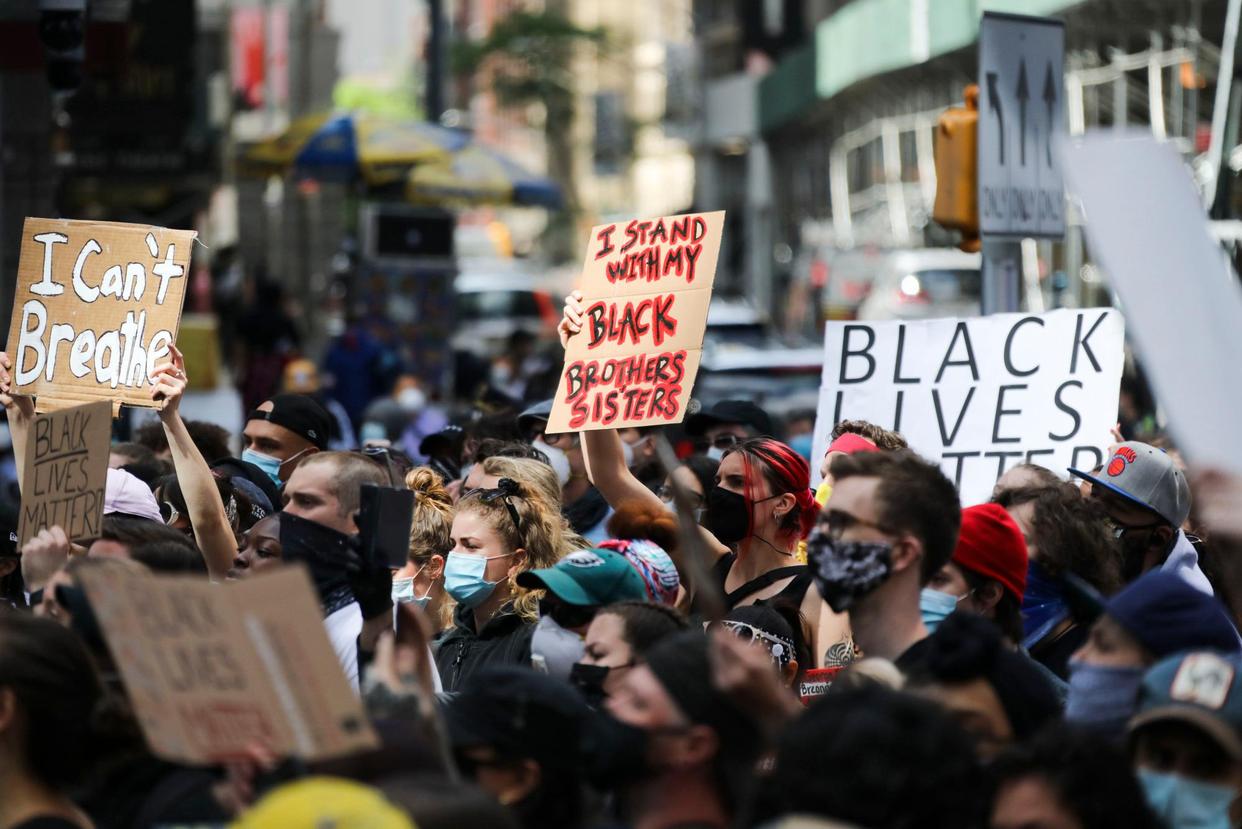 黑人的命也是命，星星在夜空中才璀璨，欧美明星集体发纯黑图片