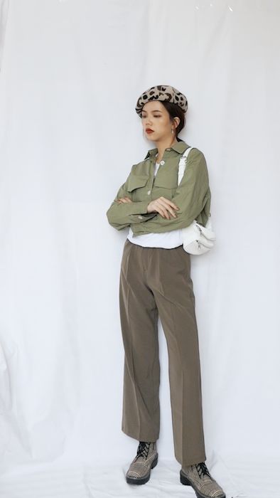 最节省空间又简便的叠风衣方法,薄款中长风衣怎么叠