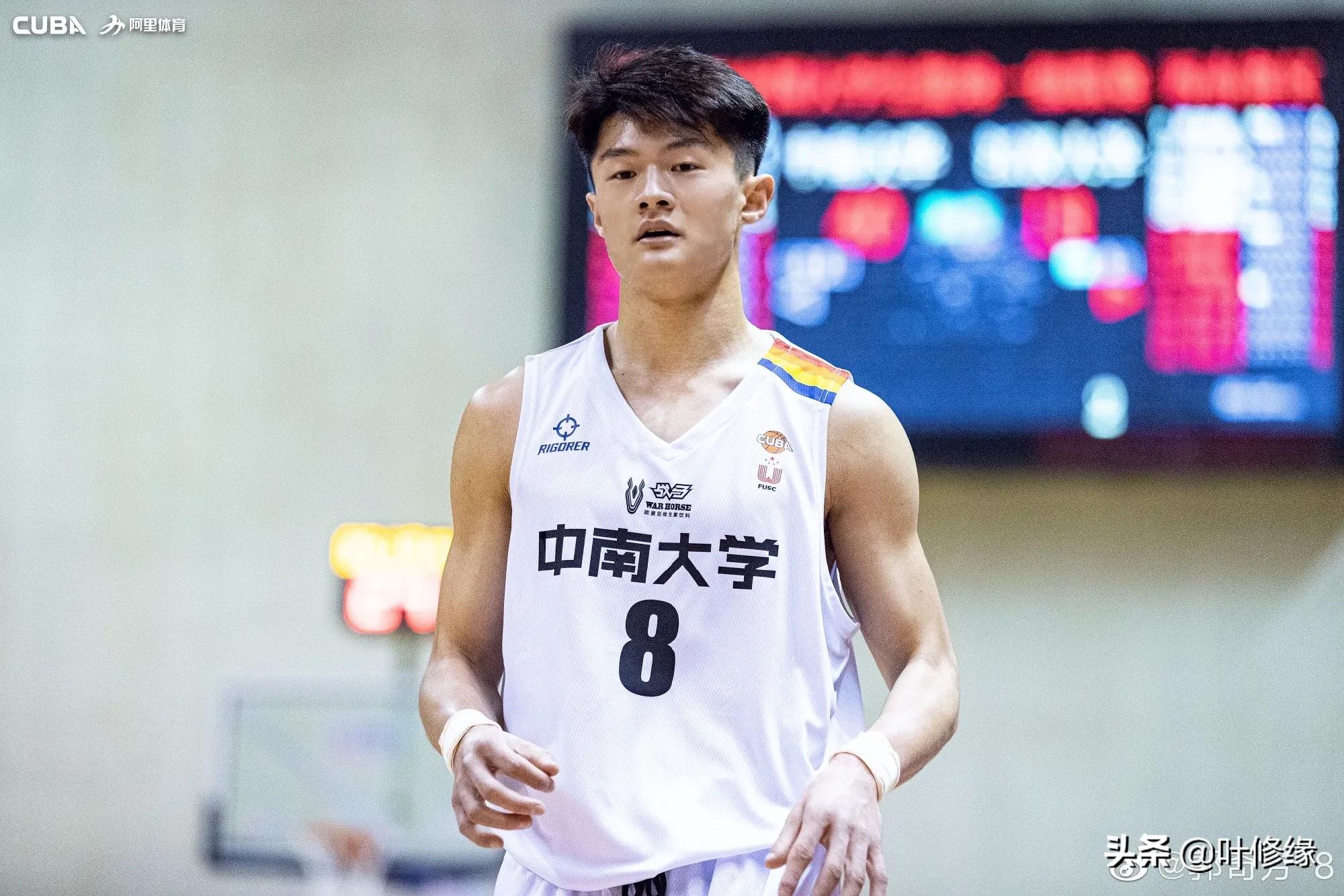 如果你孩子能考上清华,一级运动员证可以上什么大学