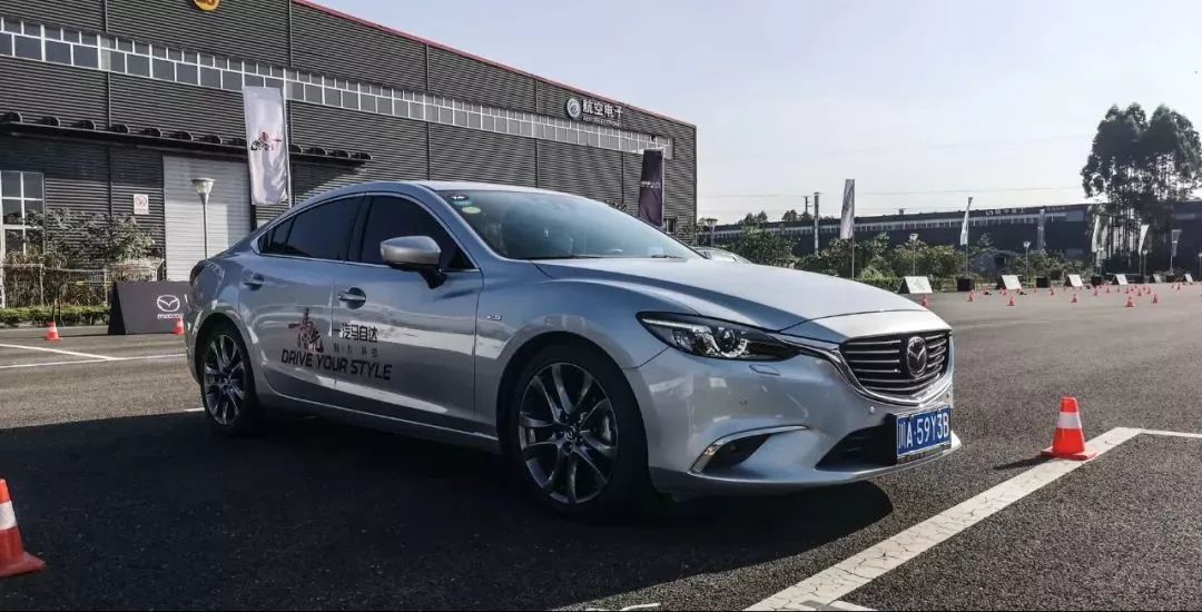 雅阁君威凯美瑞阿特兹怎么选,雅阁天籁凯美瑞迈腾君威对比