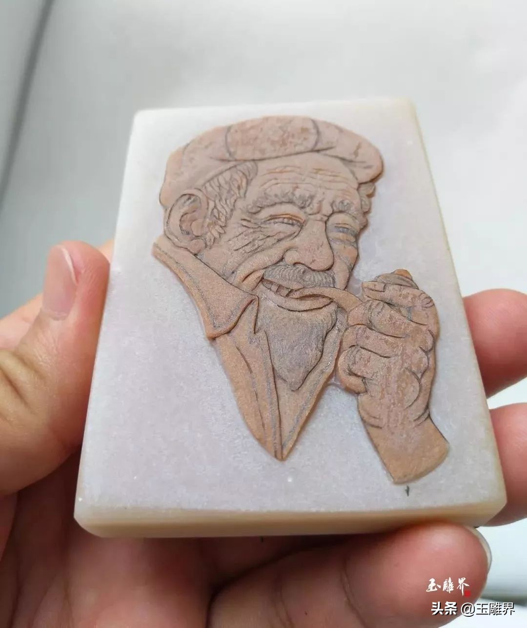 时间都去哪儿了？玉雕师琢出人间温暖，看哭了