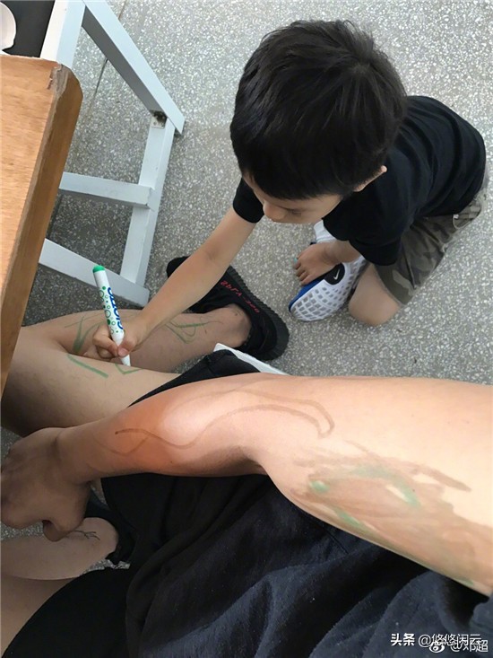 邓超和鹿晗打篮球合照,邓超鹿晗约球完整版