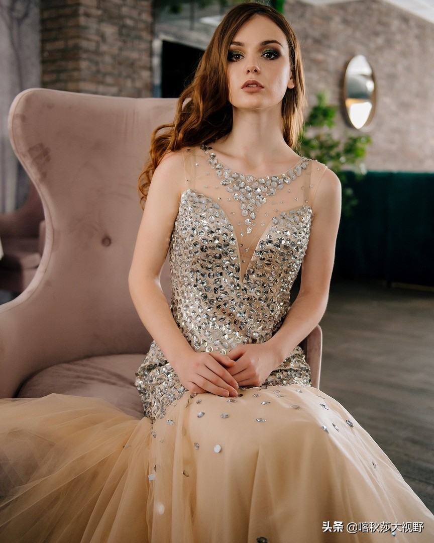 淇勭綏鏂コ瀛╂壘涓浗鐢峰弸,淇勭綏鏂コ瀛╁湪涓縿杈瑰