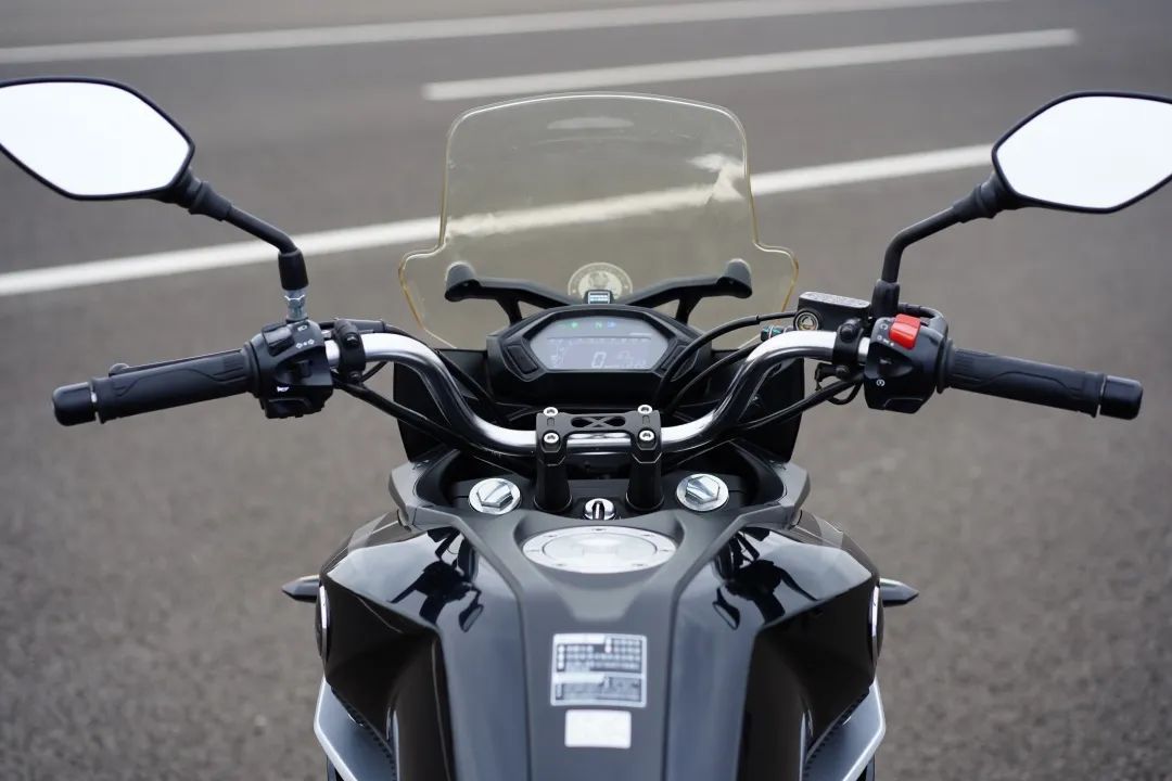 本田新大洲cbf190x摩旅,新大洲本田cbf190r对比豪爵nk150