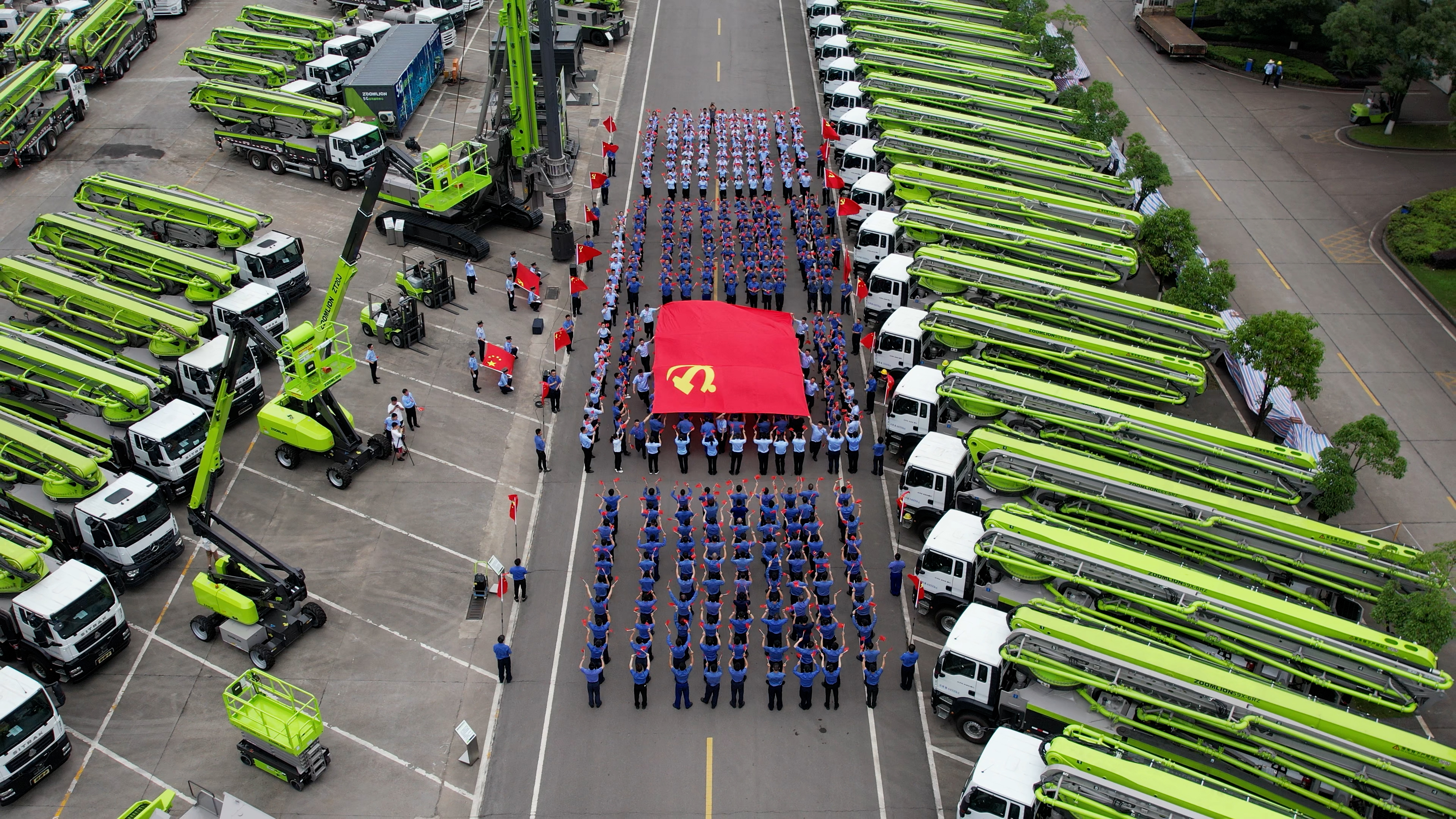 党的光辉照我心舞剧,党的光辉照我心情景剧