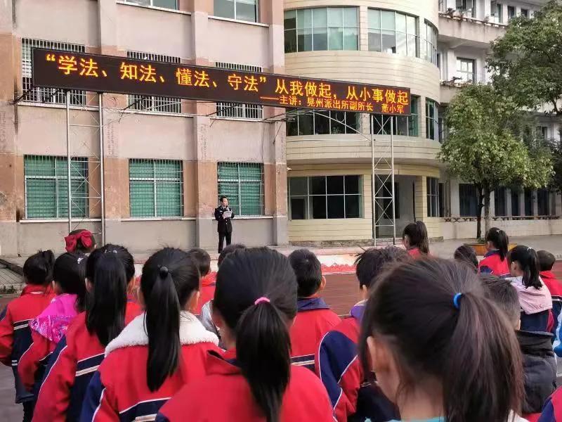 筑牢校园安全防线警务技能培训,公安局推进校园安全防控体系建设