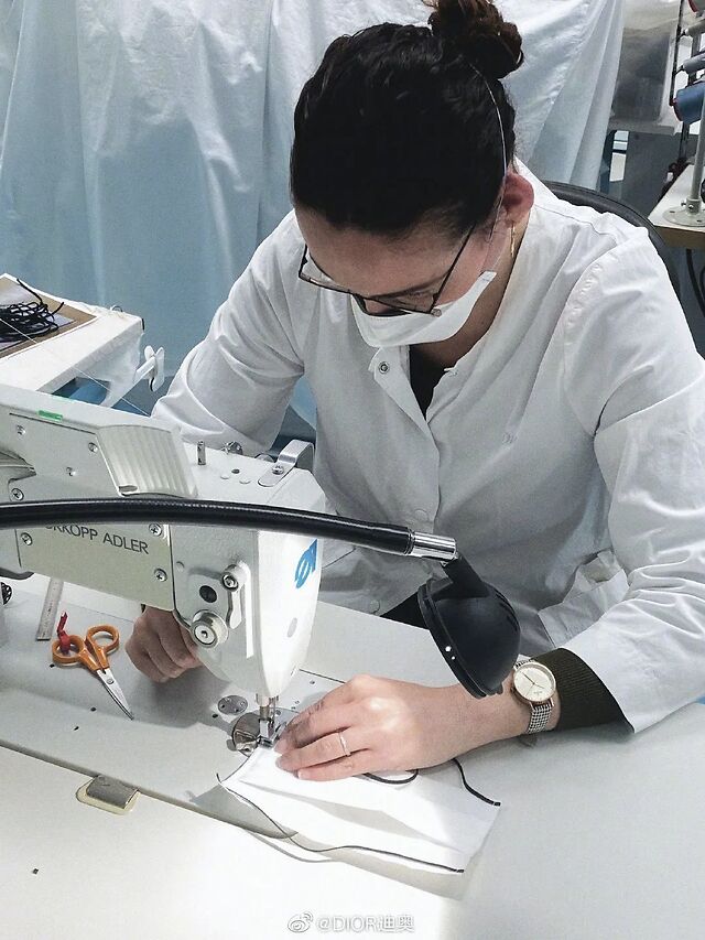 *博兰**基尼口罩，特斯拉呼吸机，阿玛尼防护服，今年的世界太疯狂~