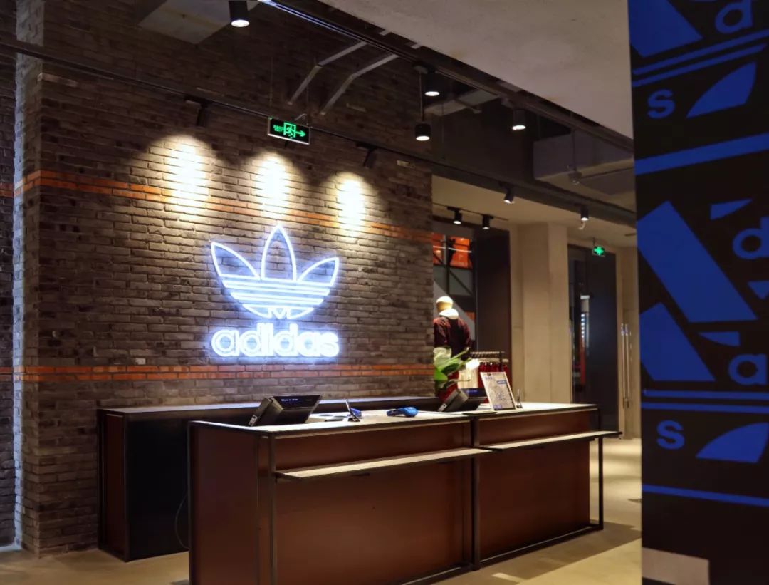 adidas三叶草时装,adidas三叶草夏季上新