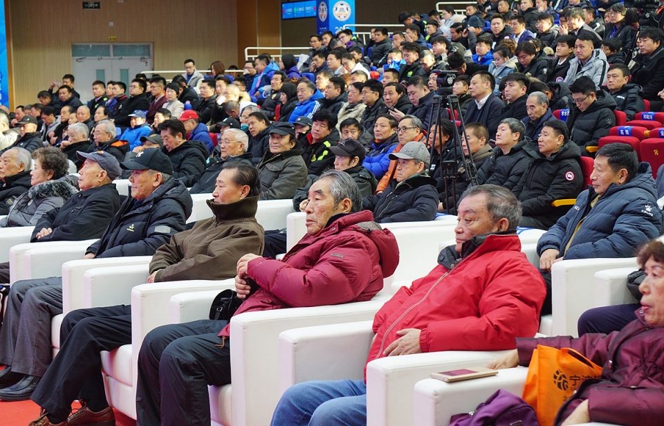 缇よ搐姣曡嚦绮捐嫳鑽熻悆,缇よ搐姣曡嚦澶у挅浜戦泦