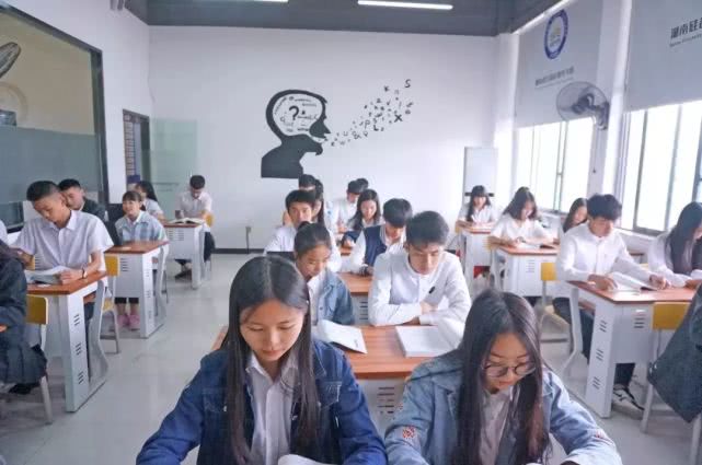 来外地城市打工孩子上学后悔了吗,硅谷的小孩怎么学习的