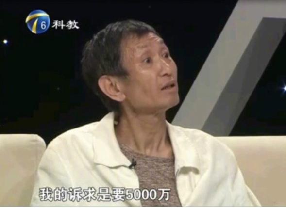 人前是巨星，人后是赚钱工具？这7位明星的爹妈，堪比“吸血鬼”