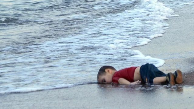 一组刷爆朋友圈的漫画扎心了,这10张漫画有趣又引人深思