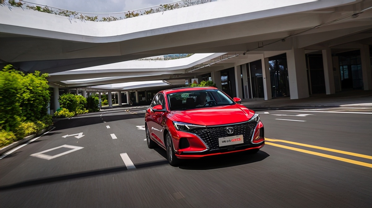 买了红色的车看到都是红车,新年红火的红色系列好车推荐