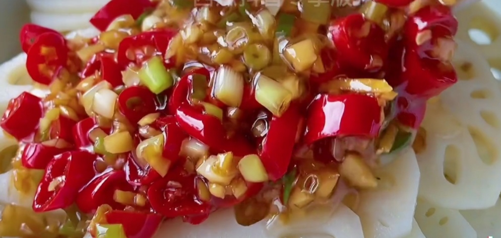 莲藕清洗淤泥法,清洗莲藕里面的泥