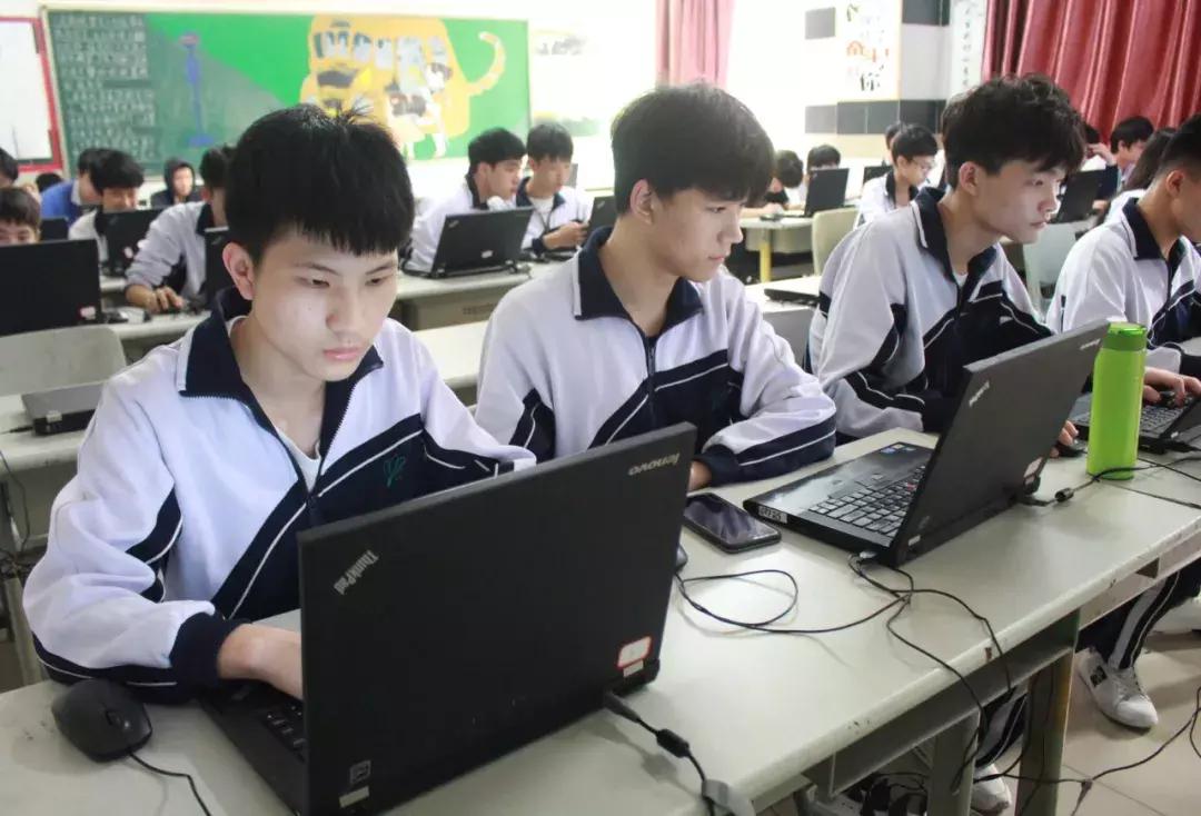 深德技工学校广东省深圳市,顺德职业技术学院