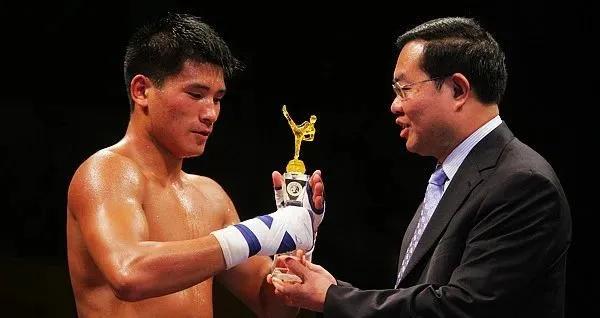 当“西北少侠”遇上“威风少侠”，谁的武艺更高强？擂台见真招