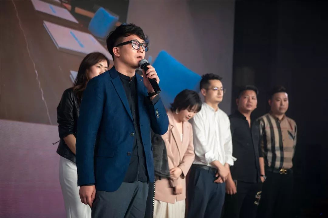 常州峰上大宅装饰工程有限公司,济南峰上大宅装饰装修公司怎么样