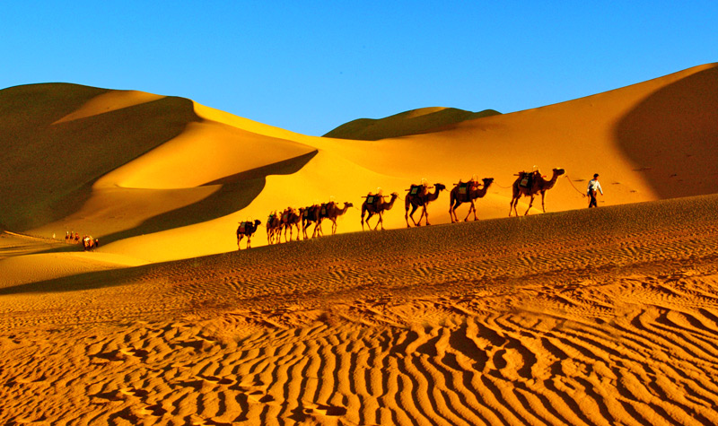 月牙泉沙漠丝绸之路,敦煌月牙泉鸣沙山丝绸之路