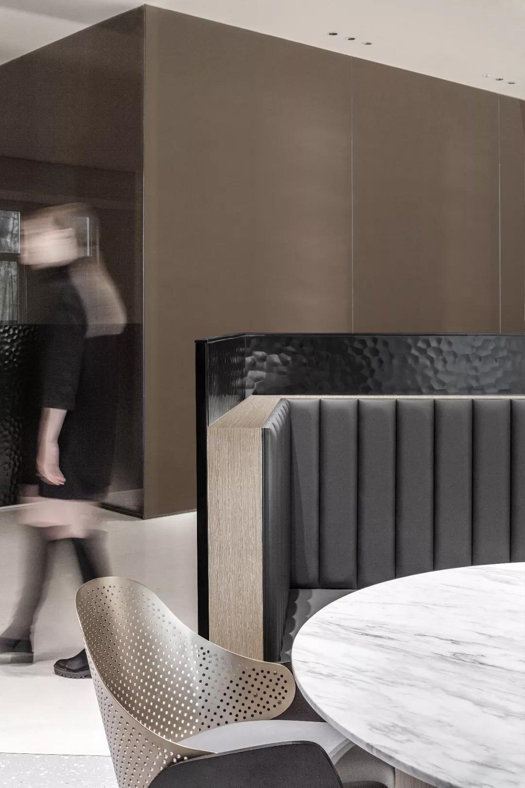 保利房产为什么都挺豪华的,保利楼盘地段为什么这么好