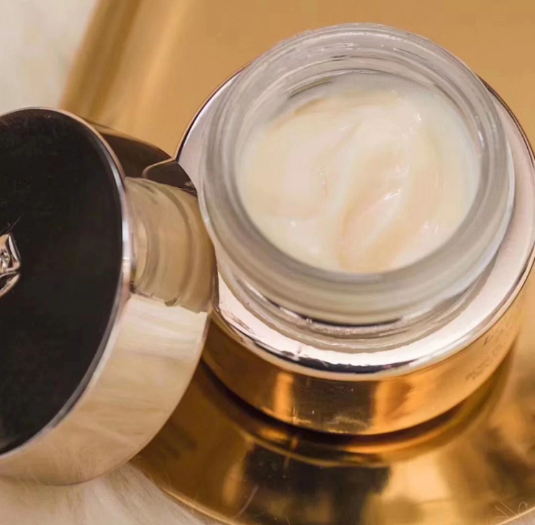 雅诗兰黛和兰蔻面霜对比评测,雅诗兰黛vs兰蔻粉底液哪个好用