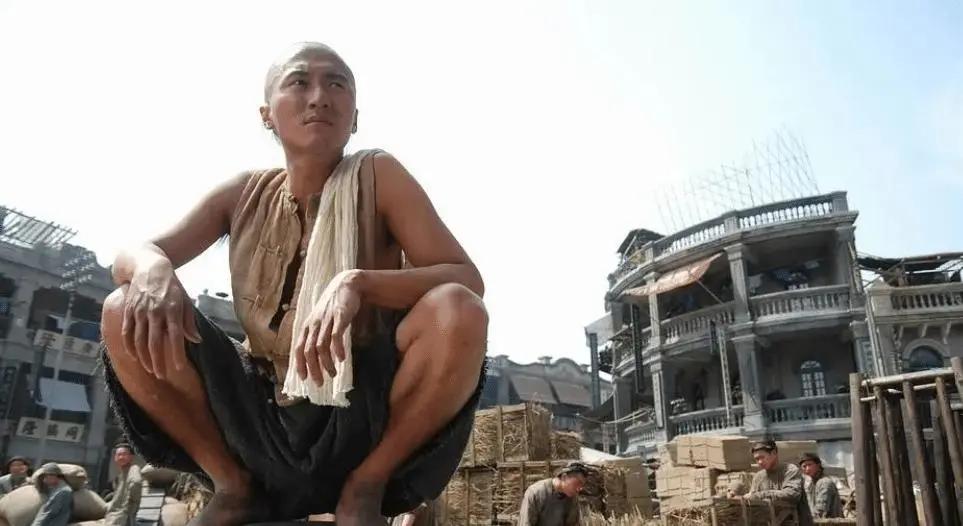 这么多年了，你终于想起来自己还是个演员？