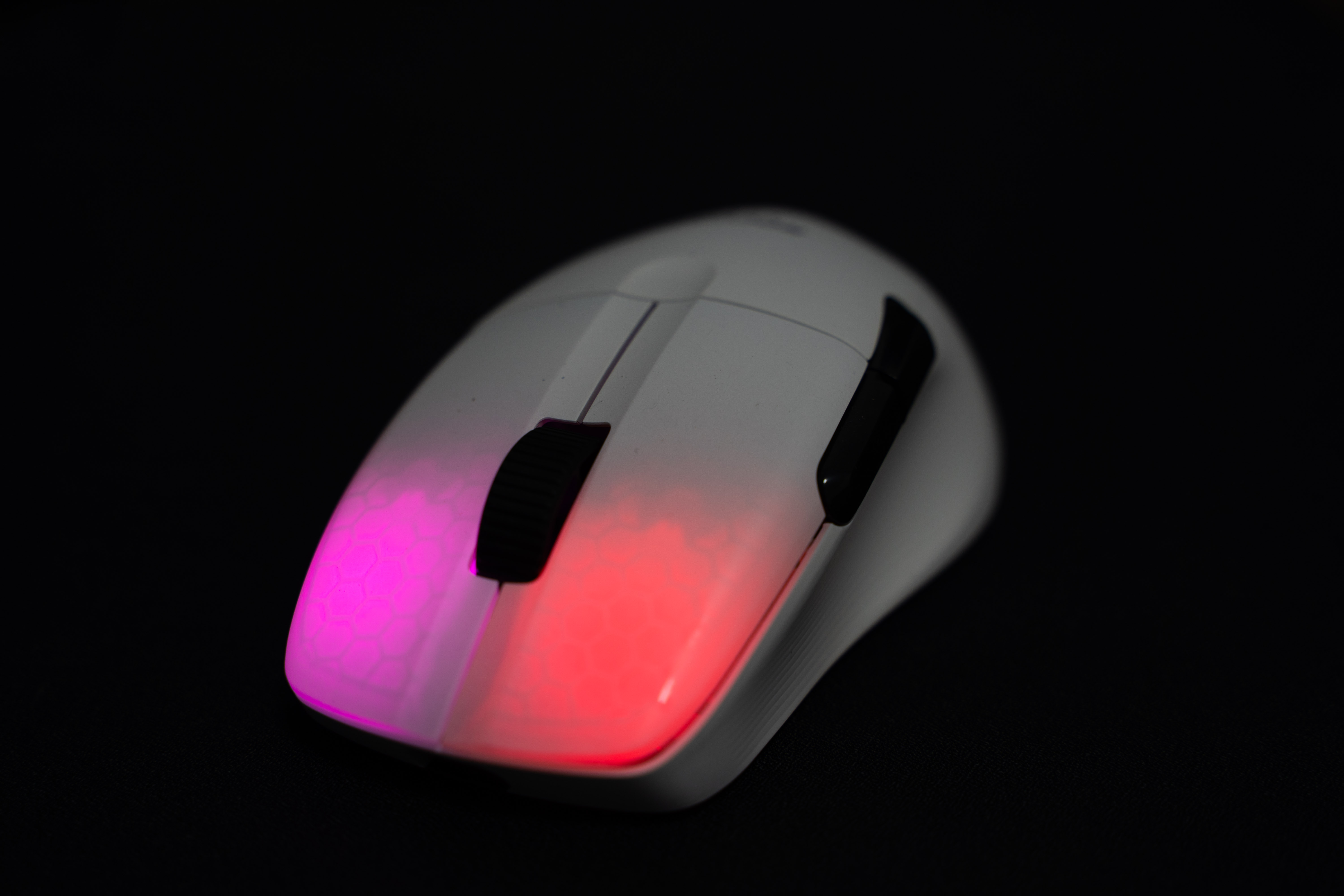 dc鼠标冰豹konepro,冰豹鼠标koneproair机测