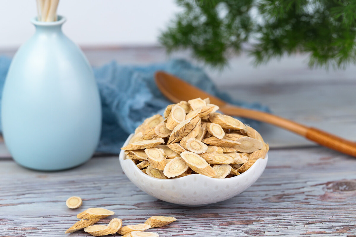 陈皮的主要功效,黄芪党参的功效