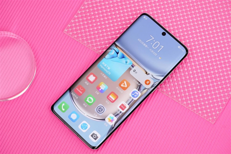 麒麟9000加上鸿蒙4.0相当于骁龙几,麒麟9000鸿蒙系统5g手机