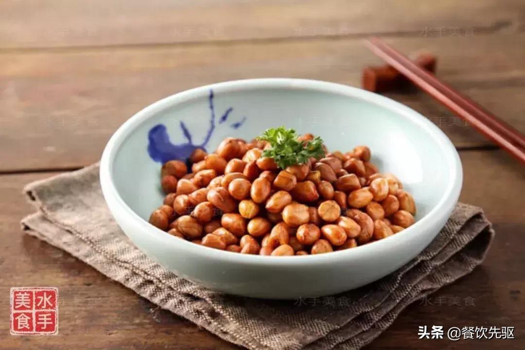 45款酱汁附冷菜热菜等菜品推荐,23种西餐中常用的冷菜与热菜酱汁
