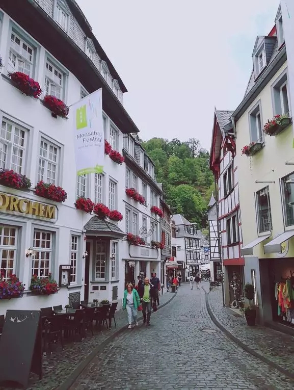 想领略历史古典美？来蒙绍吧！一个满载鲜花和诗意的德国小镇