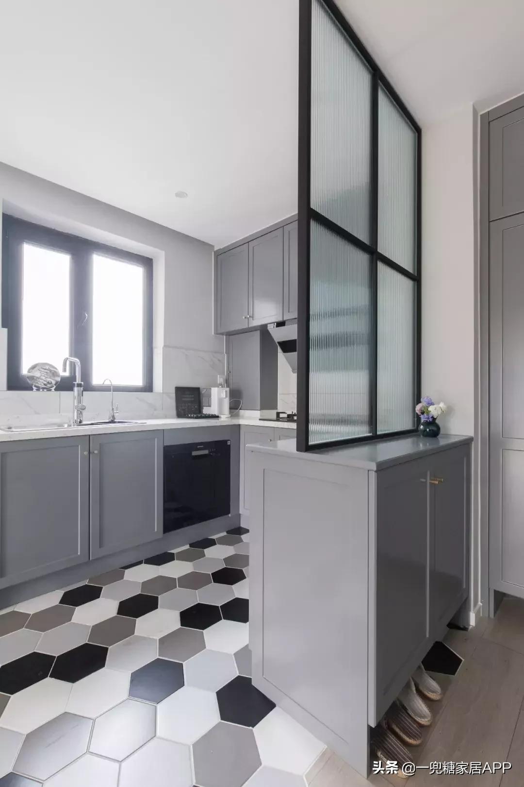 二胎家庭改造80平米6居室,二胎家庭两室房子怎么改造