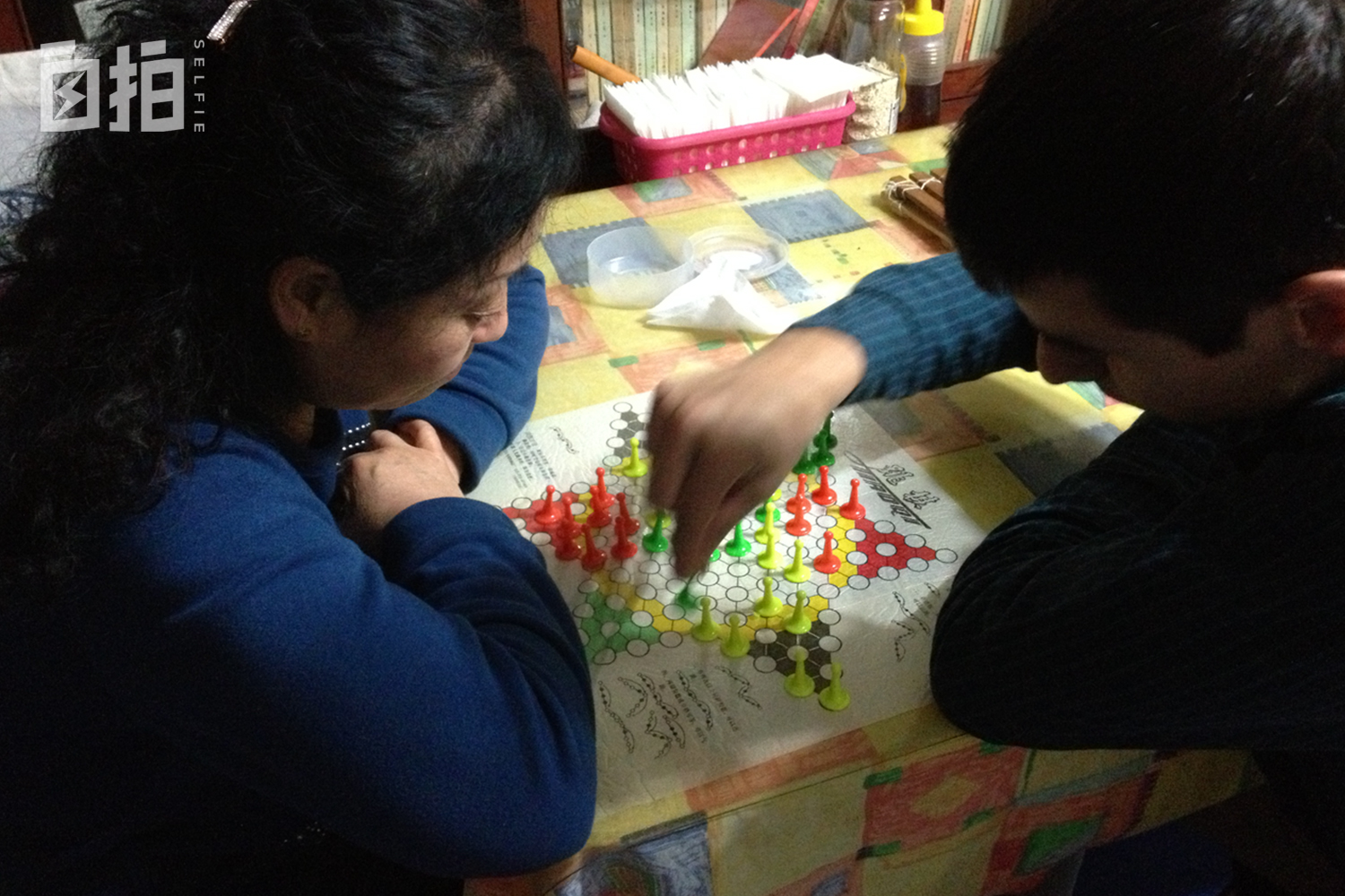 东北女大学生留学加拿大开挖掘机,在加拿大开挖掘机