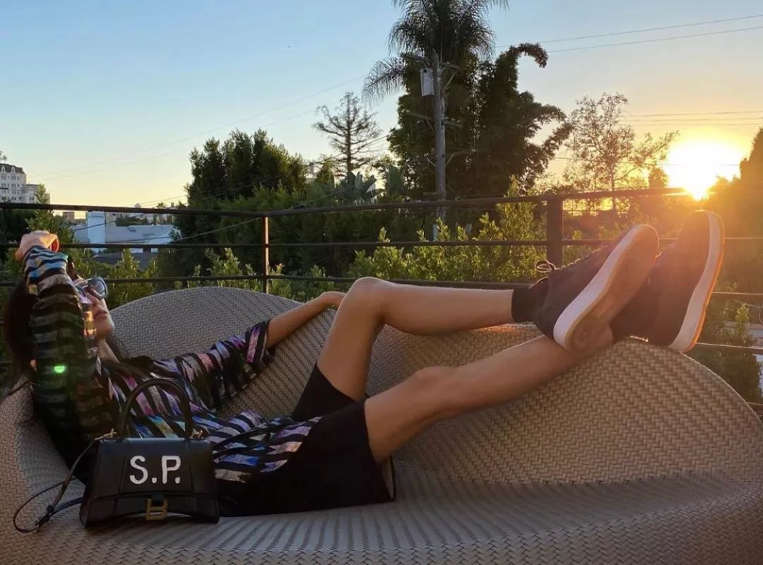 陈冠希nike玫瑰金丝绸,陈冠希丝绸系列玫瑰金