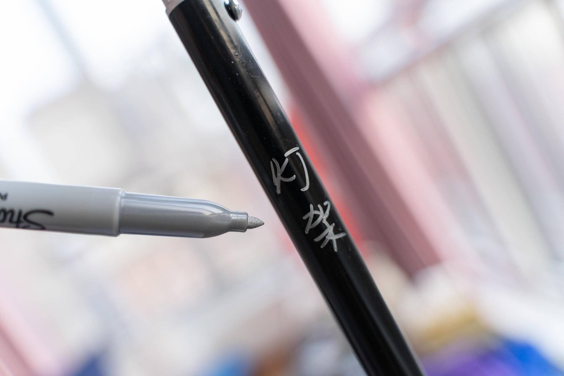 光顾着玩儿了，看完介绍才知道朋友送的这套马克笔差点被浪费了