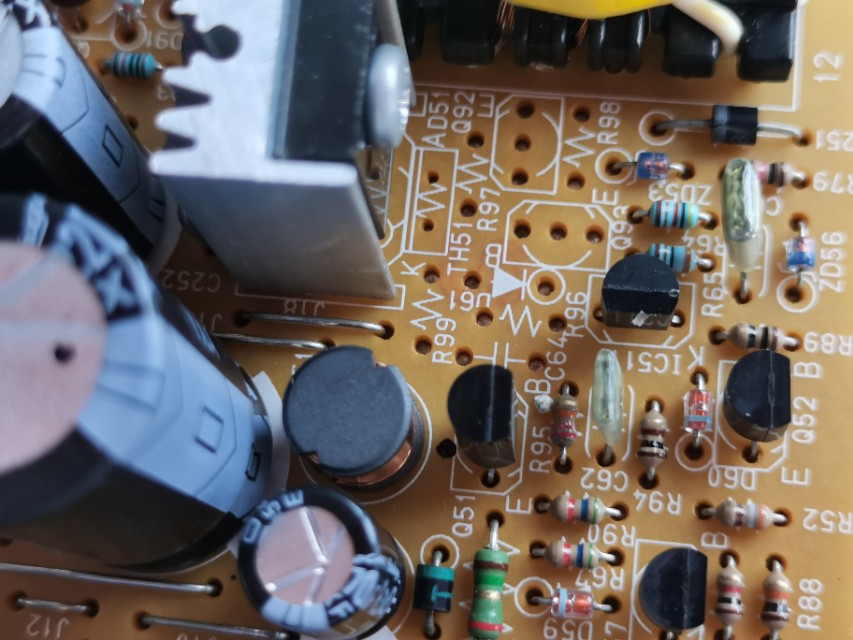 epson打印机电源开关在哪里,epson打印机电源键一直闪烁