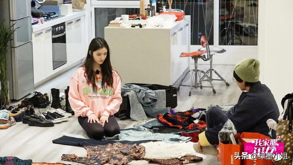 林允想当网红,林允韩火火穿搭