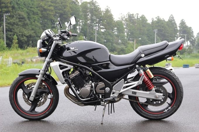 绝版250cc四缸摩托车!HORNET250/BALIUSII